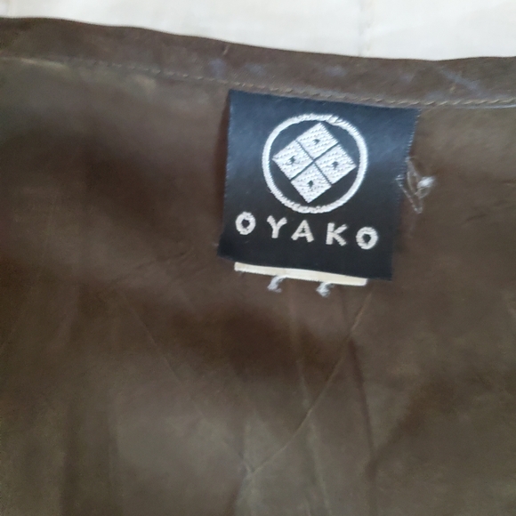 Top - Picture 4 of 13